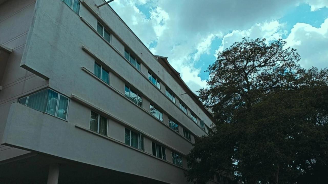 Hotel Palguni Residency Hassan Zewnętrze zdjęcie